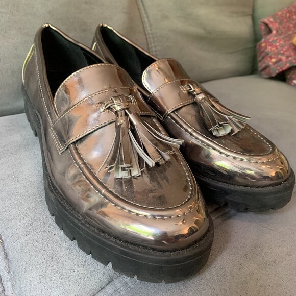 Women's Metallic Silver Loafer - Picture 2 of 5